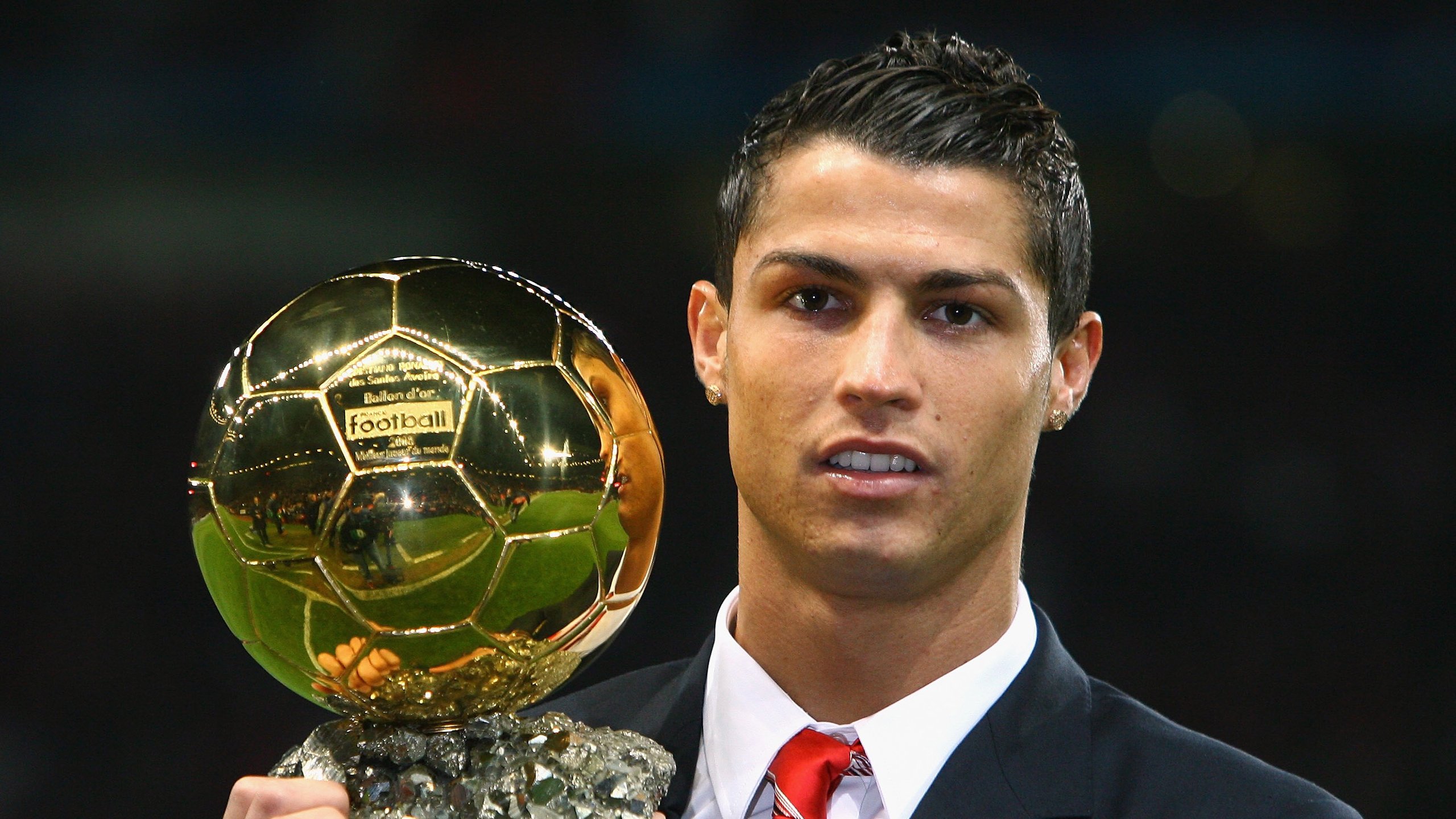 未来联盟：虚拟实境（VR）带来沉浸式观赛体验新革命，未来vr游戏